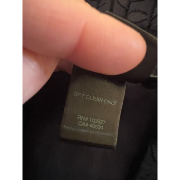 Marc by Marc Jacobs Women's Navy Sleeveless Textured Ruffle Blouse Size 2 - Picture 7 of 9